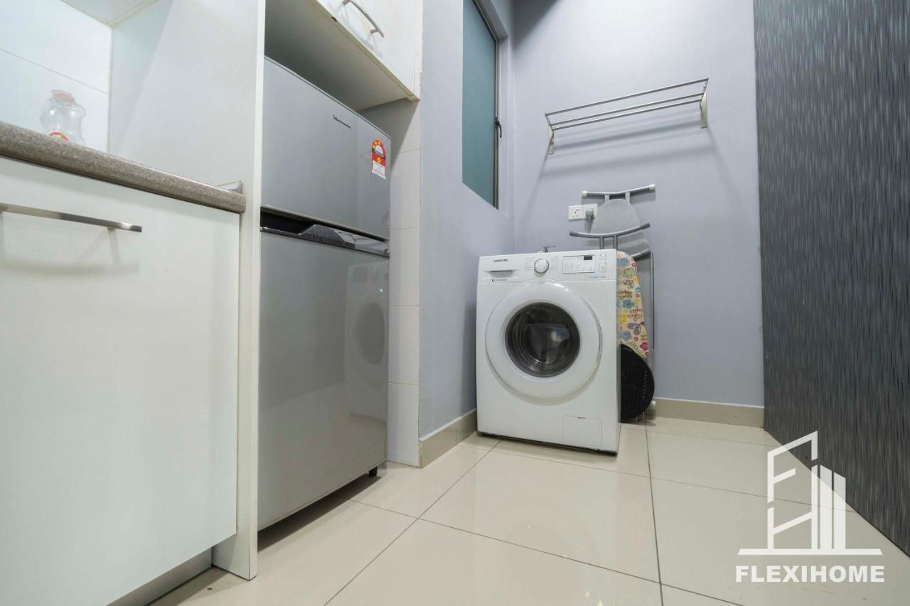 Colour-Theme Designed, Private Studio Home, Cybersquare 27B Cyberjaya, Flexihome-My Екстер'єр фото