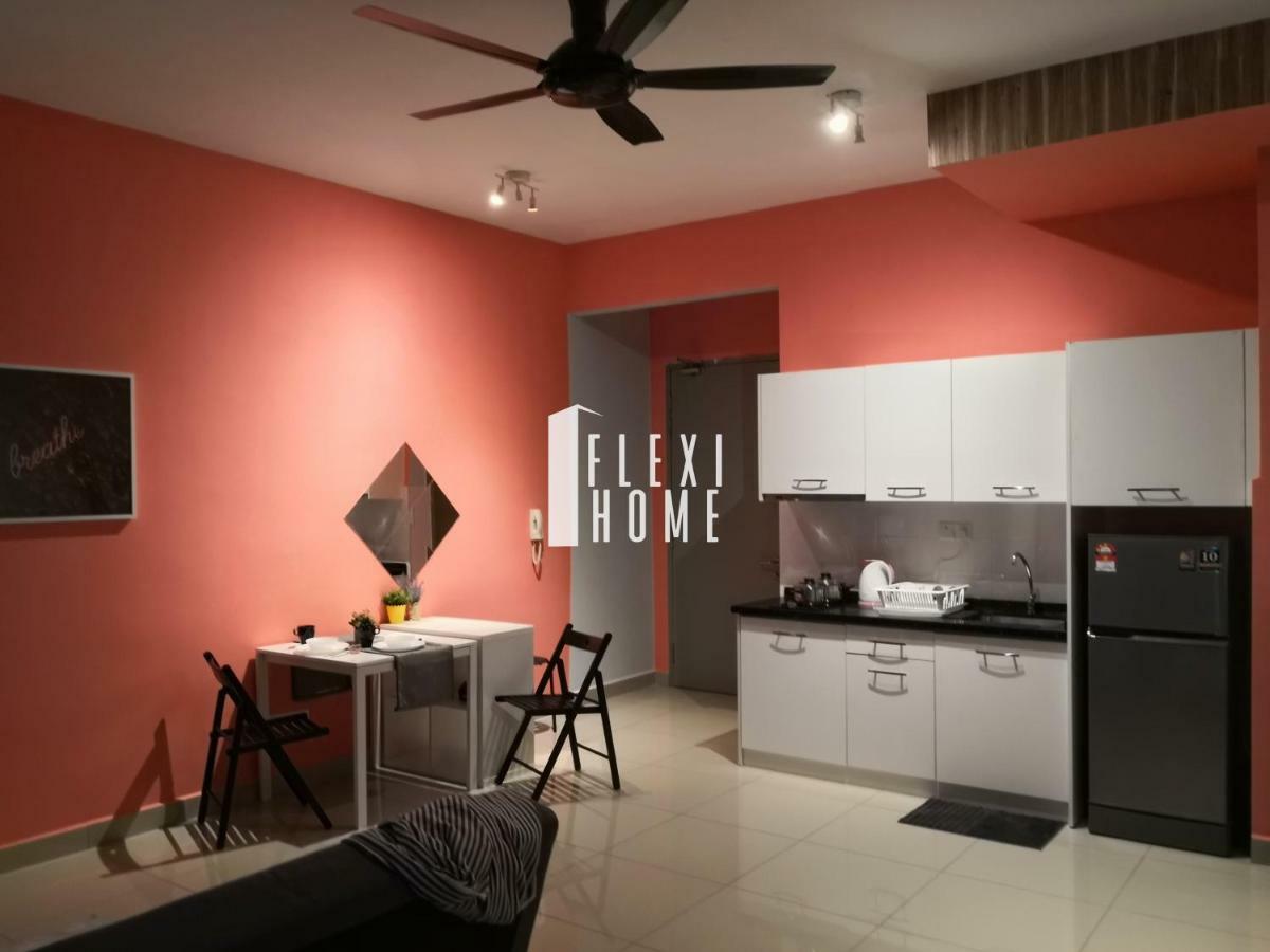 Colour-Theme Designed, Private Studio Home, Cybersquare 27B Cyberjaya, Flexihome-My Екстер'єр фото