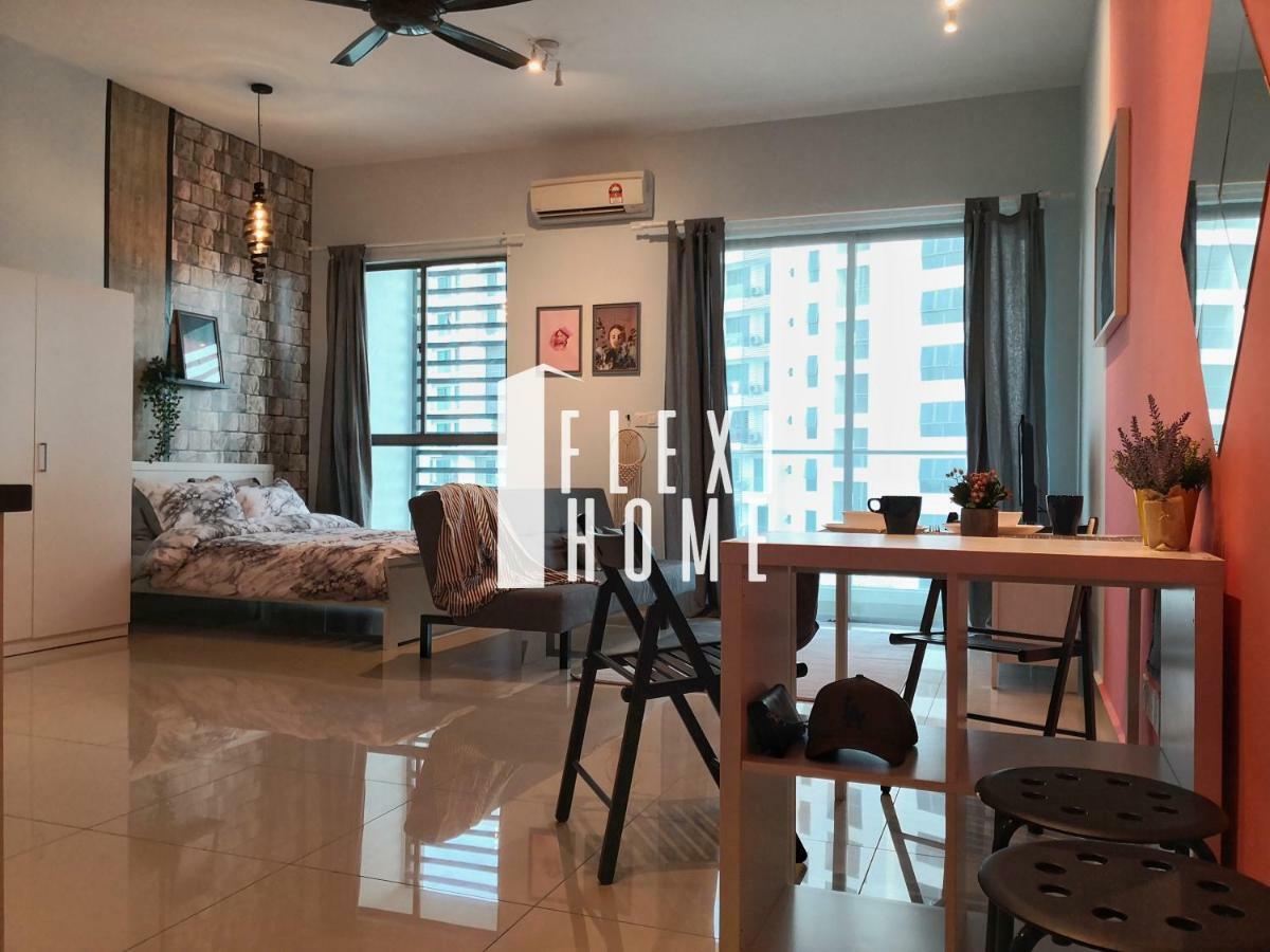 Colour-Theme Designed, Private Studio Home, Cybersquare 27B Cyberjaya, Flexihome-My Екстер'єр фото